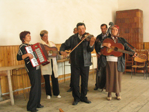 Peasant lautari from Targu Logresti, Gorj county