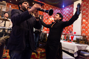 Manea performers