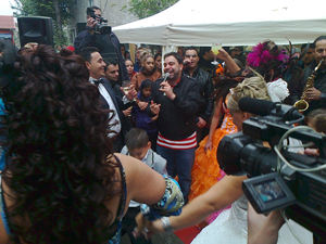 Street wedding in Ferentari neighborhood
